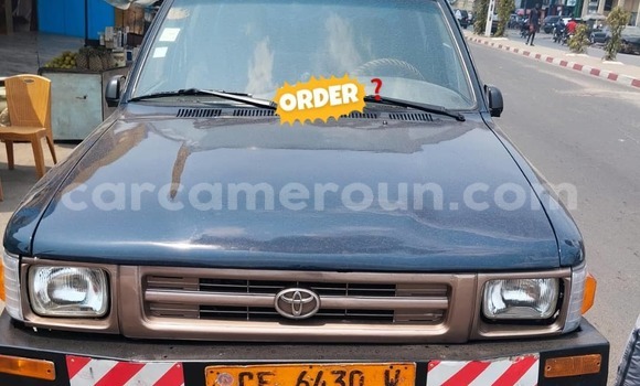 Buy Used Toyota Pickup Blue Car in Douala in Littoral Cameroon Buy Used Toyota Pickup Blue Car in Douala in Littoral Cameroon