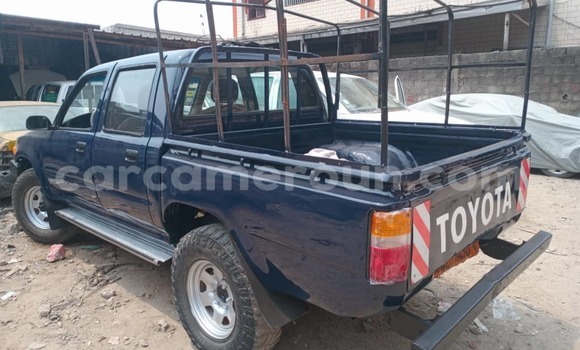 Buy Used Toyota Pickup Blue Car in Douala in Littoral Cameroon Buy Used Toyota Pickup Blue Car in Douala in Littoral Cameroon