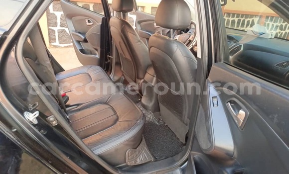 Sayi Na hannu Hyundai Tucson Black Mota in Yaounde a Babban Kamaru Sayi Na hannu Hyundai Tucson Black Mota in Yaounde a Babban Kamaru