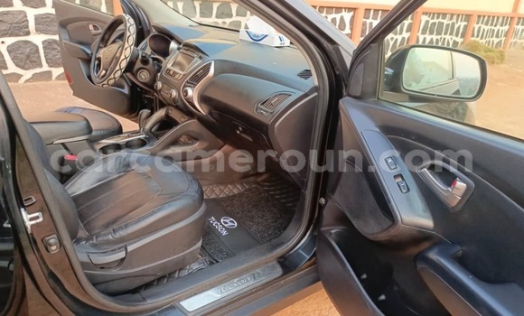 Sayi Na hannu Hyundai Tucson Black Mota in Yaounde a Babban Kamaru Sayi Na hannu Hyundai Tucson Black Mota in Yaounde a Babban Kamaru