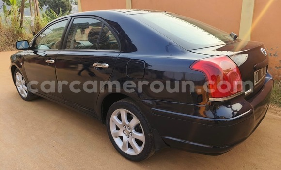 Buy Used Toyota Avensis Blue Car in Yaounde in Central Cameroon Buy Used Toyota Avensis Blue Car in Yaounde in Central Cameroon