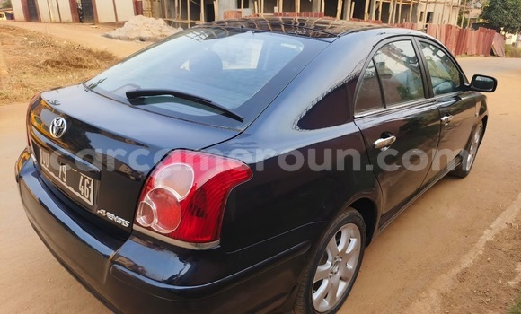 Buy Used Toyota Avensis Blue Car in Yaounde in Central Cameroon Buy Used Toyota Avensis Blue Car in Yaounde in Central Cameroon