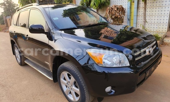 Acheter Occasion Voiture Toyota RAV4 Noir à Yaoundé, Central Cameroon Acheter Occasion Voiture Toyota RAV4 Noir à Yaoundé, Central Cameroon