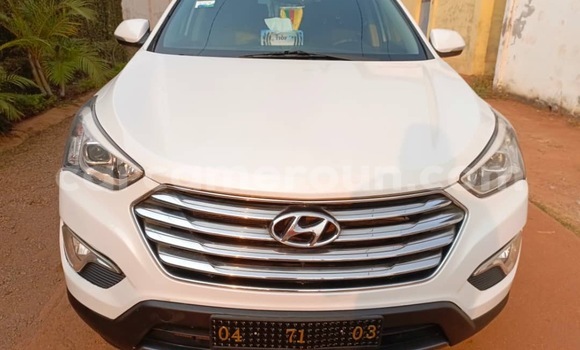Buy Used Hyundai Santa Fe White Car in Yaounde in Central Cameroon Buy Used Hyundai Santa Fe White Car in Yaounde in Central Cameroon