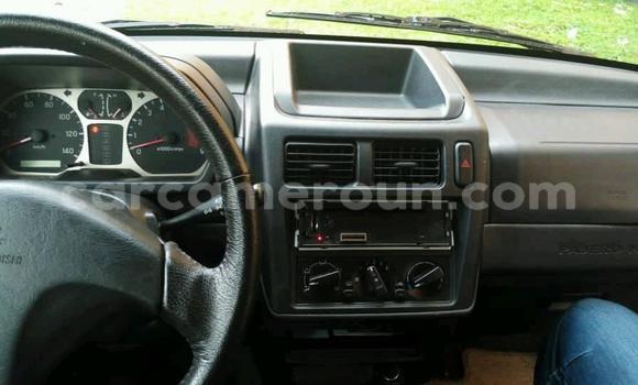 Acheter Occasion Voiture Mitsubishi Pajero Beige à Douala, Littoral Cameroon Acheter Occasion Voiture Mitsubishi Pajero Beige à Douala, Littoral Cameroon