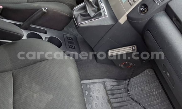 Sayi Imported Toyota Corolla Blue Mota in Douala a Ƙasar Kamaru Sayi Imported Toyota Corolla Blue Mota in Douala a Ƙasar Kamaru