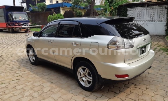 Sayi Na hannu Lexus RX 350 Azurfa Mota in Douala a Ƙasar Kamaru Sayi Na hannu Lexus RX 350 Azurfa Mota in Douala a Ƙasar Kamaru