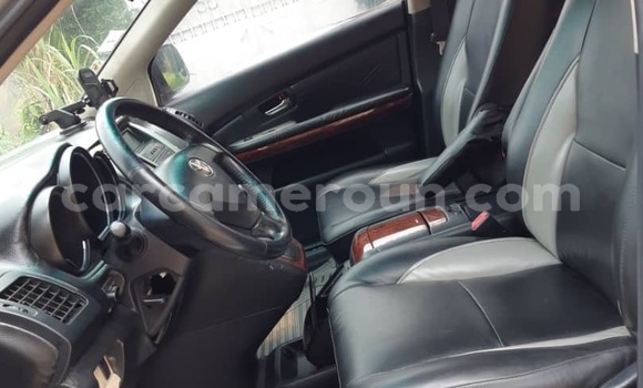 Sayi Na hannu Lexus RX 350 Azurfa Mota in Douala a Ƙasar Kamaru Sayi Na hannu Lexus RX 350 Azurfa Mota in Douala a Ƙasar Kamaru