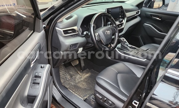 Acheter Import Voiture Toyota Highlander Noir à Douala, Littoral Cameroon Acheter Import Voiture Toyota Highlander Noir à Douala, Littoral Cameroon