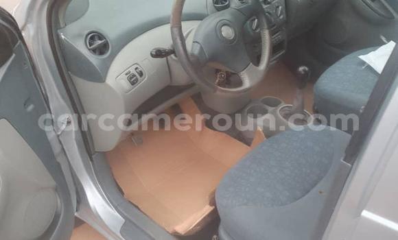 Acheter Occasion Voiture Toyota Yaris Bleu à Douala, Littoral Cameroon Acheter Occasion Voiture Toyota Yaris Bleu à Douala, Littoral Cameroon