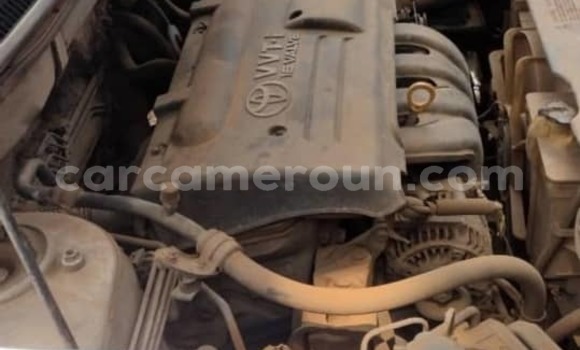 Sayi Na hannu Toyota Corolla Azurfa Mota in Douala a Ƙasar Kamaru Sayi Na hannu Toyota Corolla Azurfa Mota in Douala a Ƙasar Kamaru