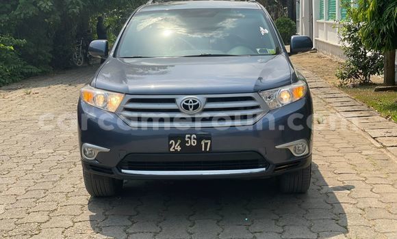 Sayi Na hannu Toyota Highlander Sauran Mota in Douala a Ƙasar Kamaru