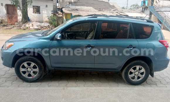 Acheter Occasion Voiture Toyota RAV4 Bleu à Douala, Littoral Cameroon Acheter Occasion Voiture Toyota RAV4 Bleu à Douala, Littoral Cameroon