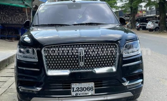 Acheter Occasion Voiture Lincoln Navigator Noir à Douala, Littoral Cameroon