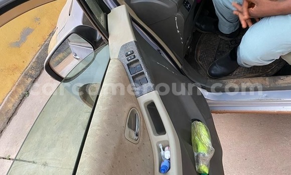 Buy Used Toyota Vitz Silver Car in Yaounde in Central Cameroon Buy Used Toyota Vitz Silver Car in Yaounde in Central Cameroon