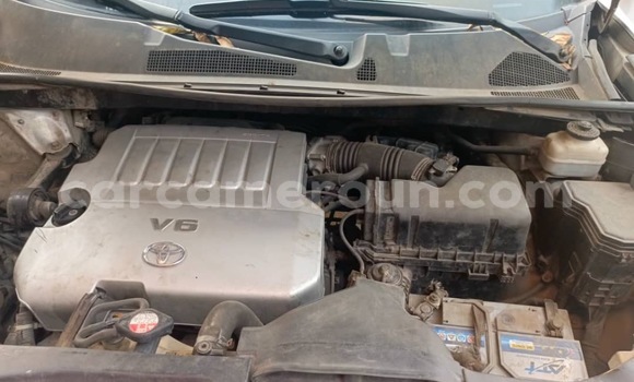 Buy Used Toyota Highlander Silver Car in Douala in Littoral Cameroon Buy Used Toyota Highlander Silver Car in Douala in Littoral Cameroon