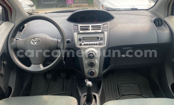 Acheter Occasion Voiture Toyota Yaris Rouge à Douala, Littoral Cameroon Acheter Occasion Voiture Toyota Yaris Rouge à Douala, Littoral Cameroon