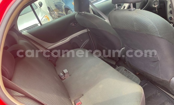 Acheter Occasion Voiture Toyota Yaris Rouge à Douala, Littoral Cameroon Acheter Occasion Voiture Toyota Yaris Rouge à Douala, Littoral Cameroon