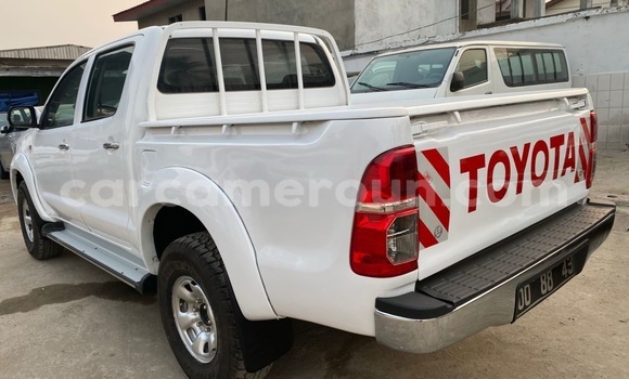 Acheter Occasion Voiture Toyota Hilux Blanc à Douala, Littoral Cameroon Acheter Occasion Voiture Toyota Hilux Blanc à Douala, Littoral Cameroon