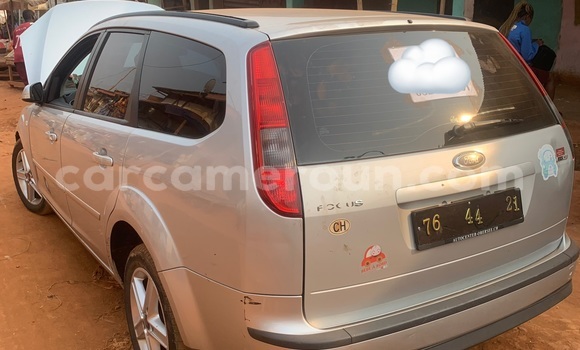 Acheter Occasion Voiture Ford Focus Gris à Yaoundé, Central Cameroon Acheter Occasion Voiture Ford Focus Gris à Yaoundé, Central Cameroon