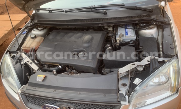 Acheter Occasion Voiture Ford Focus Gris à Yaoundé, Central Cameroon Acheter Occasion Voiture Ford Focus Gris à Yaoundé, Central Cameroon