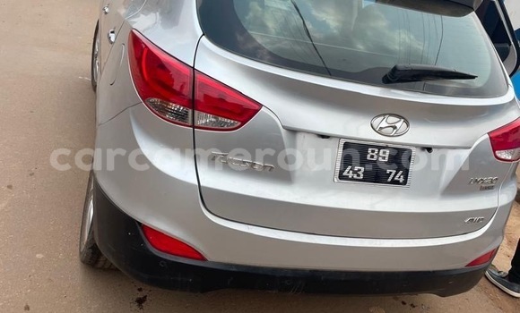 Sayi Na hannu Hyundai Tucson Azurfa Mota in Yaounde a Babban Kamaru Sayi Na hannu Hyundai Tucson Azurfa Mota in Yaounde a Babban Kamaru