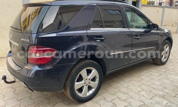 Acheter Occasion Voiture Mercedes‒Benz ML–Class Noir à Douala, Littoral Cameroon Acheter Occasion Voiture Mercedes‒Benz ML–Class Noir à Douala, Littoral Cameroon
