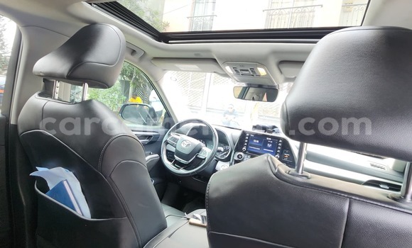 Acheter Occasion Voiture Toyota Highlander Noir à Douala, Littoral Cameroon Acheter Occasion Voiture Toyota Highlander Noir à Douala, Littoral Cameroon