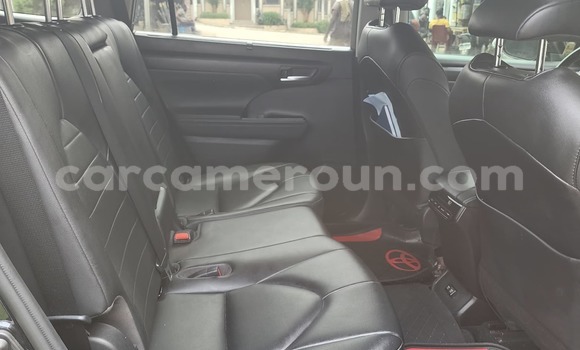 Acheter Occasion Voiture Toyota Highlander Noir à Douala, Littoral Cameroon Acheter Occasion Voiture Toyota Highlander Noir à Douala, Littoral Cameroon