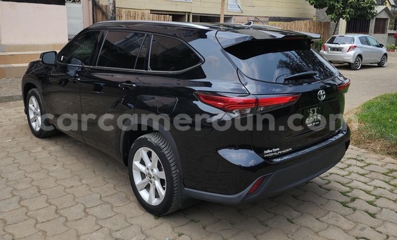 Acheter Occasion Voiture Toyota Highlander Noir à Douala, Littoral Cameroon Acheter Occasion Voiture Toyota Highlander Noir à Douala, Littoral Cameroon