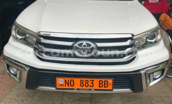 Acheter Occasion Voiture Toyota Hilux Blanc à Douala, Littoral Cameroon