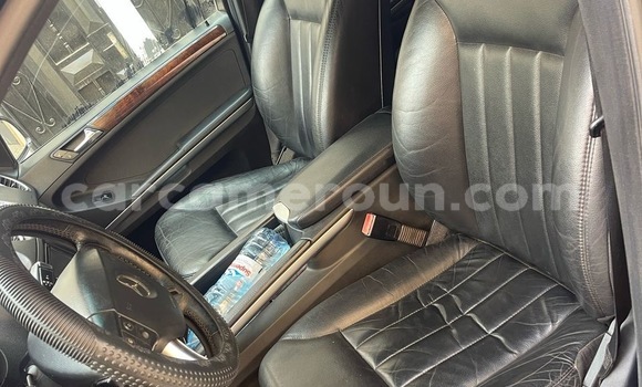 Buy New Mercedes‒Benz ML–Class Blue Car in Douala in Littoral Cameroon Buy New Mercedes‒Benz ML–Class Blue Car in Douala in Littoral Cameroon