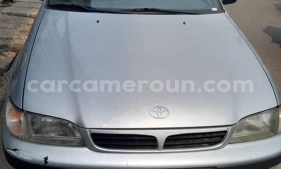 Acheter Neuf Voiture Toyota Carina E Gris à Douala, Littoral Cameroon
