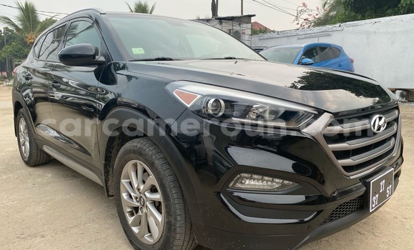 Sayi Imported Hyundai Tucson Black Mota in Douala a Ƙasar Kamaru Sayi Imported Hyundai Tucson Black Mota in Douala a Ƙasar Kamaru