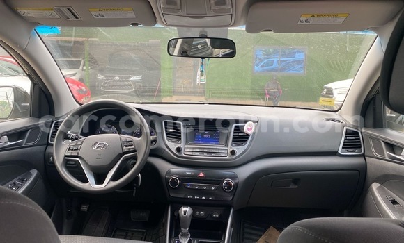 Sayi Imported Hyundai Tucson Black Mota in Douala a Ƙasar Kamaru Sayi Imported Hyundai Tucson Black Mota in Douala a Ƙasar Kamaru