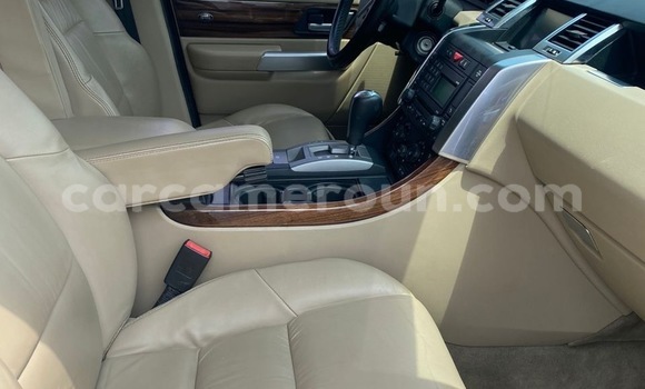 Sayi Imported Range Rover Range Rover White Mota in Douala a Ƙasar Kamaru Sayi Imported Range Rover Range Rover White Mota in Douala a Ƙasar Kamaru