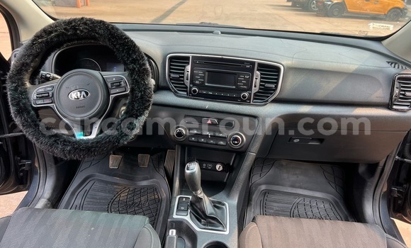 Sayi Na hannu Kia Sportage Black Mota in Yaounde a Babban Kamaru Sayi Na hannu Kia Sportage Black Mota in Yaounde a Babban Kamaru