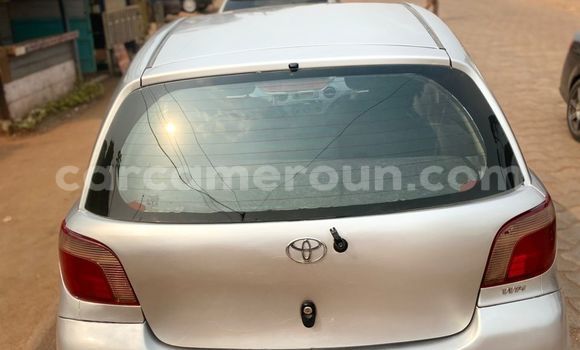 Sayi Na hannu Toyota Yaris M Mota in Yaounde a Babban Kamaru
