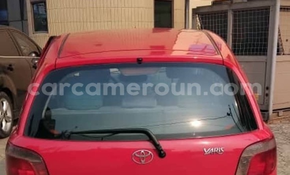 Sayi Na hannu Toyota Yaris Red Mota in Douala a Ƙasar Kamaru Sayi Na hannu Toyota Yaris Red Mota in Douala a Ƙasar Kamaru