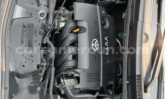 Sayi Na hannu Toyota Auris Azurfa Mota in Douala a Ƙasar Kamaru Sayi Na hannu Toyota Auris Azurfa Mota in Douala a Ƙasar Kamaru
