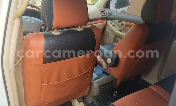 Acheter Occasion Voiture Lexus GX Blanc à Yaoundé, Central Cameroon Acheter Occasion Voiture Lexus GX Blanc à Yaoundé, Central Cameroon