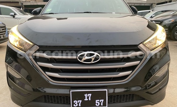 Sayi Imported Hyundai Tucson Black Mota in Douala a Ƙasar Kamaru