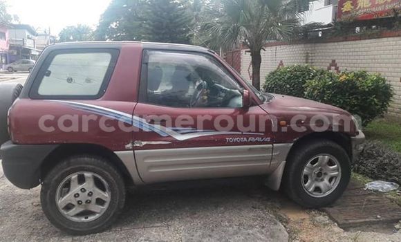 Acheter Occasion Voiture Toyota RAV4 Rouge à Douala, Littoral Cameroon Acheter Occasion Voiture Toyota RAV4 Rouge à Douala, Littoral Cameroon