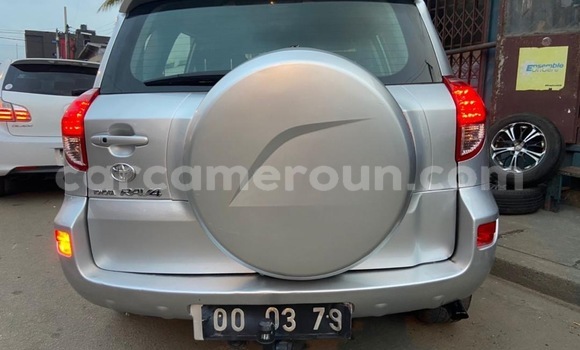 Acheter Neuf Voiture Toyota RAV4 Gris à Douala, Littoral Cameroon Acheter Neuf Voiture Toyota RAV4 Gris à Douala, Littoral Cameroon