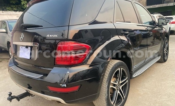 Acheter Occasion Voiture Mercedes‒Benz ML–Class Noir à Douala, Littoral Cameroon Acheter Occasion Voiture Mercedes‒Benz ML–Class Noir à Douala, Littoral Cameroon