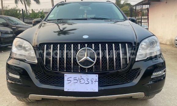 Acheter Occasion Voiture Mercedes‒Benz ML–Class Noir à Douala, Littoral Cameroon Acheter Occasion Voiture Mercedes‒Benz ML–Class Noir à Douala, Littoral Cameroon