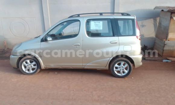 Sayi Sabo Toyota Yaris Verso Sauran Mota in Yaounde a Babban Kamaru