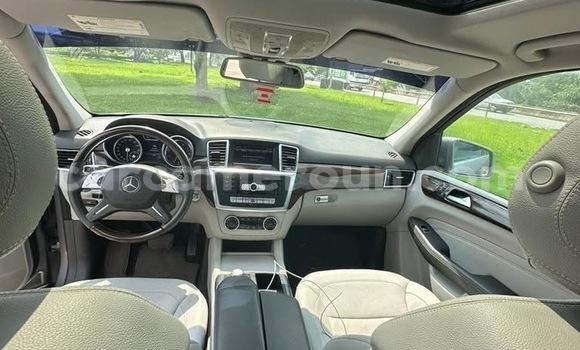 Buy Used Mercedes‒Benz ML–Class Silver Car in Douala in Littoral Cameroon Buy Used Mercedes‒Benz ML–Class Silver Car in Douala in Littoral Cameroon