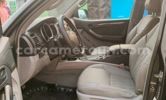 Acheter Import Voiture Toyota 4Runner Gris à Douala, Littoral Cameroon Acheter Import Voiture Toyota 4Runner Gris à Douala, Littoral Cameroon