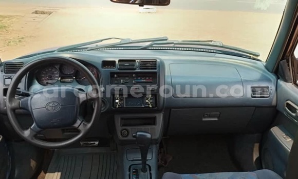 Acheter Occasion Voiture Toyota RAV4 Bleu à Yaoundé, Central Cameroon Acheter Occasion Voiture Toyota RAV4 Bleu à Yaoundé, Central Cameroon